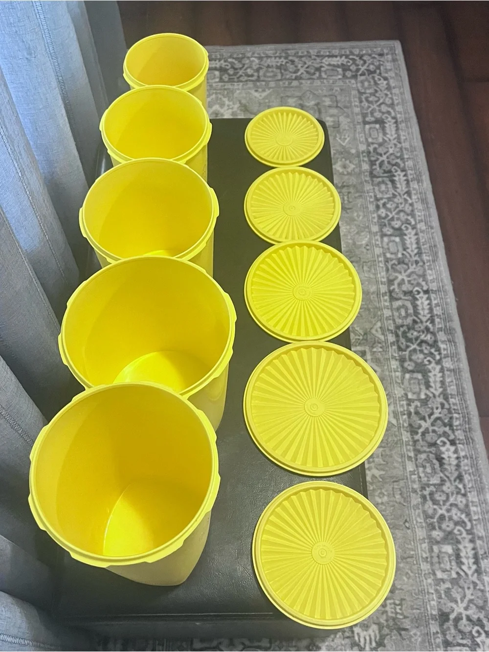 Vintage Tupperware Daffodil Yellow Servalier Canister 5-Piece Nesting Set w/Lids